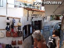 [P12] Lindos - restaurante, magazine de suveniruri, cafenele totul pentru turism » foto by danoradea
 - 
<span class="allrVoted glyphicon glyphicon-heart hidden" id="av26587"></span>
<a class="m-l-10 hidden" id="sv26587" onclick="voting_Foto_DelVot(,26587,3837)" role="button">șterge vot <span class="glyphicon glyphicon-remove"></span></a>
<a id="v926587" class=" c-red"  onclick="voting_Foto_SetVot(26587)" role="button"><span class="glyphicon glyphicon-heart-empty"></span> <b>LIKE</b> = Votează poza</a> <img class="hidden"  id="f26587W9" src="/imagini/loader.gif" border="0" /><span class="AjErrMes hidden" id="e26587ErM"></span>