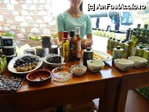 [P20] La degustat de ulei in Embonas » foto by Maria V.
 - 
<span class="allrVoted glyphicon glyphicon-heart hidden" id="av444903"></span>
<a class="m-l-10 hidden" id="sv444903" onclick="voting_Foto_DelVot(,444903,3837)" role="button">șterge vot <span class="glyphicon glyphicon-remove"></span></a>
<a id="v9444903" class=" c-red"  onclick="voting_Foto_SetVot(444903)" role="button"><span class="glyphicon glyphicon-heart-empty"></span> <b>LIKE</b> = Votează poza</a> <img class="hidden"  id="f444903W9" src="/imagini/loader.gif" border="0" /><span class="AjErrMes hidden" id="e444903ErM"></span>