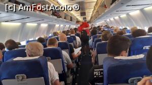 [P01] În avionul suprinzător de plin. » foto by Carmen Ion
 - 
<span class="allrVoted glyphicon glyphicon-heart hidden" id="av1199780"></span>
<a class="m-l-10 hidden" id="sv1199780" onclick="voting_Foto_DelVot(,1199780,3837)" role="button">șterge vot <span class="glyphicon glyphicon-remove"></span></a>
<a id="v91199780" class=" c-red"  onclick="voting_Foto_SetVot(1199780)" role="button"><span class="glyphicon glyphicon-heart-empty"></span> <b>LIKE</b> = Votează poza</a> <img class="hidden"  id="f1199780W9" src="/imagini/loader.gif" border="0" /><span class="AjErrMes hidden" id="e1199780ErM"></span>