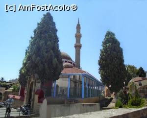 [P20] Moscheea Suleiman, Rhodos Town. » foto by Carmen Ion
 - 
<span class="allrVoted glyphicon glyphicon-heart hidden" id="av1199799"></span>
<a class="m-l-10 hidden" id="sv1199799" onclick="voting_Foto_DelVot(,1199799,3837)" role="button">șterge vot <span class="glyphicon glyphicon-remove"></span></a>
<a id="v91199799" class=" c-red"  onclick="voting_Foto_SetVot(1199799)" role="button"><span class="glyphicon glyphicon-heart-empty"></span> <b>LIKE</b> = Votează poza</a> <img class="hidden"  id="f1199799W9" src="/imagini/loader.gif" border="0" /><span class="AjErrMes hidden" id="e1199799ErM"></span>