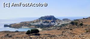 [P41] Lindos văzut de pe șosea. » foto by Carmen Ion
 - 
<span class="allrVoted glyphicon glyphicon-heart hidden" id="av1204092"></span>
<a class="m-l-10 hidden" id="sv1204092" onclick="voting_Foto_DelVot(,1204092,3837)" role="button">șterge vot <span class="glyphicon glyphicon-remove"></span></a>
<a id="v91204092" class=" c-red"  onclick="voting_Foto_SetVot(1204092)" role="button"><span class="glyphicon glyphicon-heart-empty"></span> <b>LIKE</b> = Votează poza</a> <img class="hidden"  id="f1204092W9" src="/imagini/loader.gif" border="0" /><span class="AjErrMes hidden" id="e1204092ErM"></span>