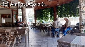 [P54] Cafeneau cu pensionarii plecați de acasă ca să-și lase nevestele să pregătească prânzul... » foto by Carmen Ion
 - 
<span class="allrVoted glyphicon glyphicon-heart hidden" id="av1204586"></span>
<a class="m-l-10 hidden" id="sv1204586" onclick="voting_Foto_DelVot(,1204586,3837)" role="button">șterge vot <span class="glyphicon glyphicon-remove"></span></a>
<a id="v91204586" class=" c-red"  onclick="voting_Foto_SetVot(1204586)" role="button"><span class="glyphicon glyphicon-heart-empty"></span> <b>LIKE</b> = Votează poza</a> <img class="hidden"  id="f1204586W9" src="/imagini/loader.gif" border="0" /><span class="AjErrMes hidden" id="e1204586ErM"></span>