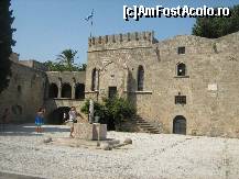 [P01] Curte interioara din Castelul Templierilor » foto by david
 - 
<span class="allrVoted glyphicon glyphicon-heart hidden" id="av47252"></span>
<a class="m-l-10 hidden" id="sv47252" onclick="voting_Foto_DelVot(,47252,3837)" role="button">șterge vot <span class="glyphicon glyphicon-remove"></span></a>
<a id="v947252" class=" c-red"  onclick="voting_Foto_SetVot(47252)" role="button"><span class="glyphicon glyphicon-heart-empty"></span> <b>LIKE</b> = Votează poza</a> <img class="hidden"  id="f47252W9" src="/imagini/loader.gif" border="0" /><span class="AjErrMes hidden" id="e47252ErM"></span>