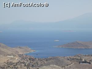 [P21] Halki, de la castelul Ioaniţilor, o privire către portul Emborio până la insula Rhodos » foto by irinad
 - 
<span class="allrVoted glyphicon glyphicon-heart hidden" id="av1015018"></span>
<a class="m-l-10 hidden" id="sv1015018" onclick="voting_Foto_DelVot(,1015018,3837)" role="button">șterge vot <span class="glyphicon glyphicon-remove"></span></a>
<a id="v91015018" class=" c-red"  onclick="voting_Foto_SetVot(1015018)" role="button"><span class="glyphicon glyphicon-heart-empty"></span> <b>LIKE</b> = Votează poza</a> <img class="hidden"  id="f1015018W9" src="/imagini/loader.gif" border="0" /><span class="AjErrMes hidden" id="e1015018ErM"></span>
