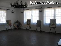 [P19] Sala tablouri autentice din perioada reginei noastre.....; se stie ca iubea mult arta si cultura in general , o persoana rafinata , iar una din pasiunile ei a fost chiar pictura . » foto by mirelutza
 - 
<span class="allrVoted glyphicon glyphicon-heart hidden" id="av48273"></span>
<a class="m-l-10 hidden" id="sv48273" onclick="voting_Foto_DelVot(,48273,3839)" role="button">șterge vot <span class="glyphicon glyphicon-remove"></span></a>
<a id="v948273" class=" c-red"  onclick="voting_Foto_SetVot(48273)" role="button"><span class="glyphicon glyphicon-heart-empty"></span> <b>LIKE</b> = Votează poza</a> <img class="hidden"  id="f48273W9" src="/imagini/loader.gif" border="0" /><span class="AjErrMes hidden" id="e48273ErM"></span>
