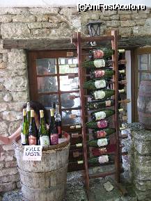 [P10] Aici se puteau degusta gratis vinuri, dar se puteau si cumpara » foto by pepsi70ro
 - 
<span class="allrVoted glyphicon glyphicon-heart hidden" id="av26529"></span>
<a class="m-l-10 hidden" id="sv26529" onclick="voting_Foto_DelVot(,26529,3839)" role="button">șterge vot <span class="glyphicon glyphicon-remove"></span></a>
<a id="v926529" class=" c-red"  onclick="voting_Foto_SetVot(26529)" role="button"><span class="glyphicon glyphicon-heart-empty"></span> <b>LIKE</b> = Votează poza</a> <img class="hidden"  id="f26529W9" src="/imagini/loader.gif" border="0" /><span class="AjErrMes hidden" id="e26529ErM"></span>