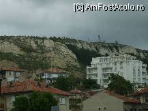 [P19] un hotel mai aratos, pe coama dealului se vede ca bulgarii se mandresc cu orasul lor » foto by valimi
 - 
<span class="allrVoted glyphicon glyphicon-heart hidden" id="av79138"></span>
<a class="m-l-10 hidden" id="sv79138" onclick="voting_Foto_DelVot(,79138,3839)" role="button">șterge vot <span class="glyphicon glyphicon-remove"></span></a>
<a id="v979138" class=" c-red"  onclick="voting_Foto_SetVot(79138)" role="button"><span class="glyphicon glyphicon-heart-empty"></span> <b>LIKE</b> = Votează poza</a> <img class="hidden"  id="f79138W9" src="/imagini/loader.gif" border="0" /><span class="AjErrMes hidden" id="e79138ErM"></span>