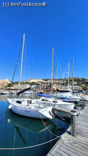 [P05] Ambarcațiuni în portul turistic. » foto by tata123 🔱
 - 
<span class="allrVoted glyphicon glyphicon-heart hidden" id="av1385294"></span>
<a class="m-l-10 hidden" id="sv1385294" onclick="voting_Foto_DelVot(,1385294,3839)" role="button">șterge vot <span class="glyphicon glyphicon-remove"></span></a>
<a id="v91385294" class=" c-red"  onclick="voting_Foto_SetVot(1385294)" role="button"><span class="glyphicon glyphicon-heart-empty"></span> <b>LIKE</b> = Votează poza</a> <img class="hidden"  id="f1385294W9" src="/imagini/loader.gif" border="0" /><span class="AjErrMes hidden" id="e1385294ErM"></span>