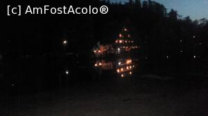 [P33] Pensiunea Lacul Linistit seara » foto by Marcumandru
 - 
<span class="allrVoted glyphicon glyphicon-heart hidden" id="av971315"></span>
<a class="m-l-10 hidden" id="sv971315" onclick="voting_Foto_DelVot(,971315,3841)" role="button">șterge vot <span class="glyphicon glyphicon-remove"></span></a>
<a id="v9971315" class=" c-red"  onclick="voting_Foto_SetVot(971315)" role="button"><span class="glyphicon glyphicon-heart-empty"></span> <b>LIKE</b> = Votează poza</a> <img class="hidden"  id="f971315W9" src="/imagini/loader.gif" border="0" /><span class="AjErrMes hidden" id="e971315ErM"></span>