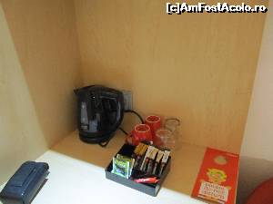 [P05] Deasupra frigiderului se gasesc cana electrica si cele necesare pentru cafea si ceai » foto by alb1573
 - 
<span class="allrVoted glyphicon glyphicon-heart hidden" id="av648283"></span>
<a class="m-l-10 hidden" id="sv648283" onclick="voting_Foto_DelVot(,648283,3845)" role="button">șterge vot <span class="glyphicon glyphicon-remove"></span></a>
<a id="v9648283" class=" c-red"  onclick="voting_Foto_SetVot(648283)" role="button"><span class="glyphicon glyphicon-heart-empty"></span> <b>LIKE</b> = Votează poza</a> <img class="hidden"  id="f648283W9" src="/imagini/loader.gif" border="0" /><span class="AjErrMes hidden" id="e648283ErM"></span>