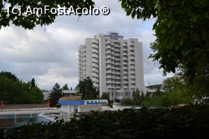 [P11] Hotel International » foto by AZE
 - 
<span class="allrVoted glyphicon glyphicon-heart hidden" id="av774188"></span>
<a class="m-l-10 hidden" id="sv774188" onclick="voting_Foto_DelVot(,774188,3846)" role="button">șterge vot <span class="glyphicon glyphicon-remove"></span></a>
<a id="v9774188" class=" c-red"  onclick="voting_Foto_SetVot(774188)" role="button"><span class="glyphicon glyphicon-heart-empty"></span> <b>LIKE</b> = Votează poza</a> <img class="hidden"  id="f774188W9" src="/imagini/loader.gif" border="0" /><span class="AjErrMes hidden" id="e774188ErM"></span>