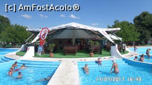 [P04] Terasa din mijlocul bazinelor la Ștrandul Venus din 1 Mai » foto by ungureanica
 - 
<span class="allrVoted glyphicon glyphicon-heart hidden" id="av904919"></span>
<a class="m-l-10 hidden" id="sv904919" onclick="voting_Foto_DelVot(,904919,3846)" role="button">șterge vot <span class="glyphicon glyphicon-remove"></span></a>
<a id="v9904919" class=" c-red"  onclick="voting_Foto_SetVot(904919)" role="button"><span class="glyphicon glyphicon-heart-empty"></span> <b>LIKE</b> = Votează poza</a> <img class="hidden"  id="f904919W9" src="/imagini/loader.gif" border="0" /><span class="AjErrMes hidden" id="e904919ErM"></span>