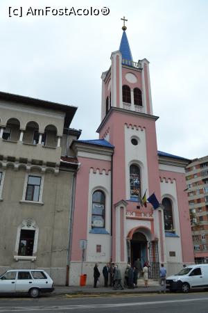 [P12] Biserica greco catolica » foto by AZE
 - 
<span class="allrVoted glyphicon glyphicon-heart hidden" id="av774916"></span>
<a class="m-l-10 hidden" id="sv774916" onclick="voting_Foto_DelVot(,774916,3848)" role="button">șterge vot <span class="glyphicon glyphicon-remove"></span></a>
<a id="v9774916" class=" c-red"  onclick="voting_Foto_SetVot(774916)" role="button"><span class="glyphicon glyphicon-heart-empty"></span> <b>LIKE</b> = Votează poza</a> <img class="hidden"  id="f774916W9" src="/imagini/loader.gif" border="0" /><span class="AjErrMes hidden" id="e774916ErM"></span>