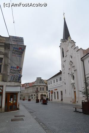 [P17] Biserica Ursulinelor » foto by AZE
 - 
<span class="allrVoted glyphicon glyphicon-heart hidden" id="av774921"></span>
<a class="m-l-10 hidden" id="sv774921" onclick="voting_Foto_DelVot(,774921,3848)" role="button">șterge vot <span class="glyphicon glyphicon-remove"></span></a>
<a id="v9774921" class=" c-red"  onclick="voting_Foto_SetVot(774921)" role="button"><span class="glyphicon glyphicon-heart-empty"></span> <b>LIKE</b> = Votează poza</a> <img class="hidden"  id="f774921W9" src="/imagini/loader.gif" border="0" /><span class="AjErrMes hidden" id="e774921ErM"></span>