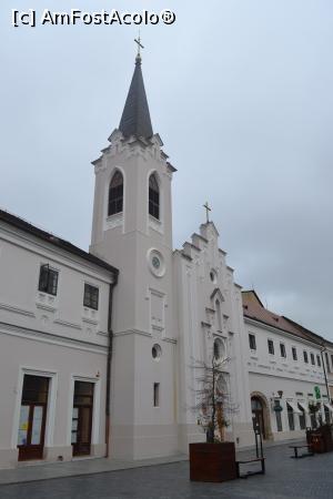 [P19] Biserica Ursulinelor » foto by AZE
 - 
<span class="allrVoted glyphicon glyphicon-heart hidden" id="av774923"></span>
<a class="m-l-10 hidden" id="sv774923" onclick="voting_Foto_DelVot(,774923,3848)" role="button">șterge vot <span class="glyphicon glyphicon-remove"></span></a>
<a id="v9774923" class=" c-red"  onclick="voting_Foto_SetVot(774923)" role="button"><span class="glyphicon glyphicon-heart-empty"></span> <b>LIKE</b> = Votează poza</a> <img class="hidden"  id="f774923W9" src="/imagini/loader.gif" border="0" /><span class="AjErrMes hidden" id="e774923ErM"></span>