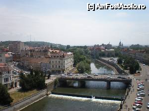 [P30] Oradea - Centrul Istoric 
Podul Ferdinad si Crisul Repede » foto by Nicu Teusdea
 - 
<span class="allrVoted glyphicon glyphicon-heart hidden" id="av403481"></span>
<a class="m-l-10 hidden" id="sv403481" onclick="voting_Foto_DelVot(,403481,3848)" role="button">șterge vot <span class="glyphicon glyphicon-remove"></span></a>
<a id="v9403481" class=" c-red"  onclick="voting_Foto_SetVot(403481)" role="button"><span class="glyphicon glyphicon-heart-empty"></span> <b>LIKE</b> = Votează poza</a> <img class="hidden"  id="f403481W9" src="/imagini/loader.gif" border="0" /><span class="AjErrMes hidden" id="e403481ErM"></span>