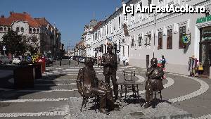 [P15] Oradea - Grupul Statuar Maine condus de poetul Ady Endre » foto by Nicu Teusdea
 - 
<span class="allrVoted glyphicon glyphicon-heart hidden" id="av480038"></span>
<a class="m-l-10 hidden" id="sv480038" onclick="voting_Foto_DelVot(,480038,3848)" role="button">șterge vot <span class="glyphicon glyphicon-remove"></span></a>
<a id="v9480038" class=" c-red"  onclick="voting_Foto_SetVot(480038)" role="button"><span class="glyphicon glyphicon-heart-empty"></span> <b>LIKE</b> = Votează poza</a> <img class="hidden"  id="f480038W9" src="/imagini/loader.gif" border="0" /><span class="AjErrMes hidden" id="e480038ErM"></span>