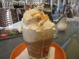 [P11] Îngheţată cu perle (12 lei) la una din cafenelele din pasaj » foto by Michi
 - 
<span class="allrVoted glyphicon glyphicon-heart hidden" id="av1024649"></span>
<a class="m-l-10 hidden" id="sv1024649" onclick="voting_Foto_DelVot(,1024649,3848)" role="button">șterge vot <span class="glyphicon glyphicon-remove"></span></a>
<a id="v91024649" class=" c-red"  onclick="voting_Foto_SetVot(1024649)" role="button"><span class="glyphicon glyphicon-heart-empty"></span> <b>LIKE</b> = Votează poza</a> <img class="hidden"  id="f1024649W9" src="/imagini/loader.gif" border="0" /><span class="AjErrMes hidden" id="e1024649ErM"></span>