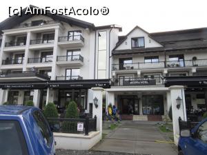 [P07] Hotel Gabriela fotografiat dimineaţa » foto by Michi
 - 
<span class="allrVoted glyphicon glyphicon-heart hidden" id="av1003543"></span>
<a class="m-l-10 hidden" id="sv1003543" onclick="voting_Foto_DelVot(,1003543,3852)" role="button">șterge vot <span class="glyphicon glyphicon-remove"></span></a>
<a id="v91003543" class=" c-red"  onclick="voting_Foto_SetVot(1003543)" role="button"><span class="glyphicon glyphicon-heart-empty"></span> <b>LIKE</b> = Votează poza</a> <img class="hidden"  id="f1003543W9" src="/imagini/loader.gif" border="0" /><span class="AjErrMes hidden" id="e1003543ErM"></span>