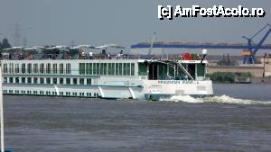 [P23] Motonava Prinzessin Isabella trecând maiestuoasă prin dreptul orașului Tulcea » foto by Dragoș_MD
 - 
<span class="allrVoted glyphicon glyphicon-heart hidden" id="av448835"></span>
<a class="m-l-10 hidden" id="sv448835" onclick="voting_Foto_DelVot(,448835,3854)" role="button">șterge vot <span class="glyphicon glyphicon-remove"></span></a>
<a id="v9448835" class=" c-red"  onclick="voting_Foto_SetVot(448835)" role="button"><span class="glyphicon glyphicon-heart-empty"></span> <b>LIKE</b> = Votează poza</a> <img class="hidden"  id="f448835W9" src="/imagini/loader.gif" border="0" /><span class="AjErrMes hidden" id="e448835ErM"></span>