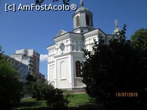 [P21] Catedrala Sf. Nicolae. În spate e Casa Avramide » foto by Zoazore
 - 
<span class="allrVoted glyphicon glyphicon-heart hidden" id="av1088871"></span>
<a class="m-l-10 hidden" id="sv1088871" onclick="voting_Foto_DelVot(,1088871,3854)" role="button">șterge vot <span class="glyphicon glyphicon-remove"></span></a>
<a id="v91088871" class=" c-red"  onclick="voting_Foto_SetVot(1088871)" role="button"><span class="glyphicon glyphicon-heart-empty"></span> <b>LIKE</b> = Votează poza</a> <img class="hidden"  id="f1088871W9" src="/imagini/loader.gif" border="0" /><span class="AjErrMes hidden" id="e1088871ErM"></span>