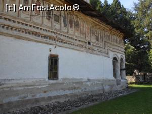 [P17] Biserica veche din Măldăreștii de Sus - Pictura pe latura de sud. » foto by iulianic
 - 
<span class="allrVoted glyphicon glyphicon-heart hidden" id="av1256767"></span>
<a class="m-l-10 hidden" id="sv1256767" onclick="voting_Foto_DelVot(,1256767,3860)" role="button">șterge vot <span class="glyphicon glyphicon-remove"></span></a>
<a id="v91256767" class=" c-red"  onclick="voting_Foto_SetVot(1256767)" role="button"><span class="glyphicon glyphicon-heart-empty"></span> <b>LIKE</b> = Votează poza</a> <img class="hidden"  id="f1256767W9" src="/imagini/loader.gif" border="0" /><span class="AjErrMes hidden" id="e1256767ErM"></span>
