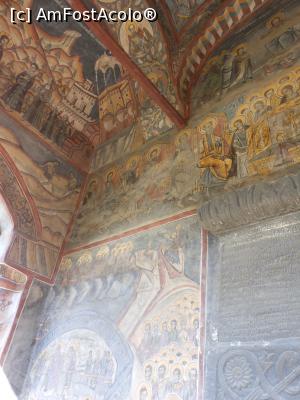 [P18] Horezu - Biserica din Târg sau Biserica “Intrarea în Biserică a Maicii Domnului”. » foto by iulianic
 - 
<span class="allrVoted glyphicon glyphicon-heart hidden" id="av1257874"></span>
<a class="m-l-10 hidden" id="sv1257874" onclick="voting_Foto_DelVot(,1257874,3860)" role="button">șterge vot <span class="glyphicon glyphicon-remove"></span></a>
<a id="v91257874" class=" c-red"  onclick="voting_Foto_SetVot(1257874)" role="button"><span class="glyphicon glyphicon-heart-empty"></span> <b>LIKE</b> = Votează poza</a> <img class="hidden"  id="f1257874W9" src="/imagini/loader.gif" border="0" /><span class="AjErrMes hidden" id="e1257874ErM"></span>
