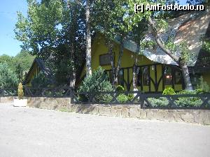[P21] Restaurant Grota Miresei - exterior complex (langa parcare).  » foto by Krisko
 - 
<span class="allrVoted glyphicon glyphicon-heart hidden" id="av353769"></span>
<a class="m-l-10 hidden" id="sv353769" onclick="voting_Foto_DelVot(,353769,3878)" role="button">șterge vot <span class="glyphicon glyphicon-remove"></span></a>
<a id="v9353769" class=" c-red"  onclick="voting_Foto_SetVot(353769)" role="button"><span class="glyphicon glyphicon-heart-empty"></span> <b>LIKE</b> = Votează poza</a> <img class="hidden"  id="f353769W9" src="/imagini/loader.gif" border="0" /><span class="AjErrMes hidden" id="e353769ErM"></span>