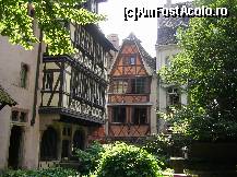 [P44] Strasbourg. Muzeul Oeuvre Notre-Dame - în liniştea micuţei grădini a muzeului.  » foto by doina_c24
 - 
<span class="allrVoted glyphicon glyphicon-heart hidden" id="av392340"></span>
<a class="m-l-10 hidden" id="sv392340" onclick="voting_Foto_DelVot(,392340,3883)" role="button">șterge vot <span class="glyphicon glyphicon-remove"></span></a>
<a id="v9392340" class=" c-red"  onclick="voting_Foto_SetVot(392340)" role="button"><span class="glyphicon glyphicon-heart-empty"></span> <b>LIKE</b> = Votează poza</a> <img class="hidden"  id="f392340W9" src="/imagini/loader.gif" border="0" /><span class="AjErrMes hidden" id="e392340ErM"></span>