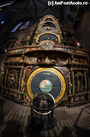 [P22] Catedrala Notre Dame, ceasul astronomic » foto by Muffin2009*
 - 
<span class="allrVoted glyphicon glyphicon-heart hidden" id="av485884"></span>
<a class="m-l-10 hidden" id="sv485884" onclick="voting_Foto_DelVot(,485884,3883)" role="button">șterge vot <span class="glyphicon glyphicon-remove"></span></a>
<a id="v9485884" class=" c-red"  onclick="voting_Foto_SetVot(485884)" role="button"><span class="glyphicon glyphicon-heart-empty"></span> <b>LIKE</b> = Votează poza</a> <img class="hidden"  id="f485884W9" src="/imagini/loader.gif" border="0" /><span class="AjErrMes hidden" id="e485884ErM"></span>