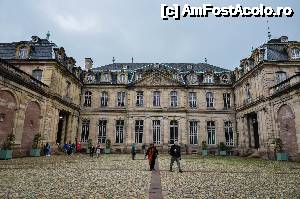 [P04] Palatul Rohan, curtea interioara » foto by Muffin2009*
 - 
<span class="allrVoted glyphicon glyphicon-heart hidden" id="av485845"></span>
<a class="m-l-10 hidden" id="sv485845" onclick="voting_Foto_DelVot(,485845,3883)" role="button">șterge vot <span class="glyphicon glyphicon-remove"></span></a>
<a id="v9485845" class=" c-red"  onclick="voting_Foto_SetVot(485845)" role="button"><span class="glyphicon glyphicon-heart-empty"></span> <b>LIKE</b> = Votează poza</a> <img class="hidden"  id="f485845W9" src="/imagini/loader.gif" border="0" /><span class="AjErrMes hidden" id="e485845ErM"></span>