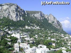 [P03] Capri - Zona cu vile si case de vacanta.  » foto by iulianic
 - 
<span class="allrVoted glyphicon glyphicon-heart hidden" id="av399625"></span>
<a class="m-l-10 hidden" id="sv399625" onclick="voting_Foto_DelVot(,399625,3887)" role="button">șterge vot <span class="glyphicon glyphicon-remove"></span></a>
<a id="v9399625" class=" c-red"  onclick="voting_Foto_SetVot(399625)" role="button"><span class="glyphicon glyphicon-heart-empty"></span> <b>LIKE</b> = Votează poza</a> <img class="hidden"  id="f399625W9" src="/imagini/loader.gif" border="0" /><span class="AjErrMes hidden" id="e399625ErM"></span>