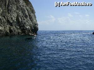 [P47] Capri - Croaziera in jurul insulei.  » foto by iulianic
 - 
<span class="allrVoted glyphicon glyphicon-heart hidden" id="av399669"></span>
<a class="m-l-10 hidden" id="sv399669" onclick="voting_Foto_DelVot(,399669,3887)" role="button">șterge vot <span class="glyphicon glyphicon-remove"></span></a>
<a id="v9399669" class=" c-red"  onclick="voting_Foto_SetVot(399669)" role="button"><span class="glyphicon glyphicon-heart-empty"></span> <b>LIKE</b> = Votează poza</a> <img class="hidden"  id="f399669W9" src="/imagini/loader.gif" border="0" /><span class="AjErrMes hidden" id="e399669ErM"></span>
