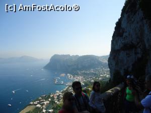 [P02] portul Capri » foto by VOIAJ
 - 
<span class="allrVoted glyphicon glyphicon-heart hidden" id="av938532"></span>
<a class="m-l-10 hidden" id="sv938532" onclick="voting_Foto_DelVot(,938532,3887)" role="button">șterge vot <span class="glyphicon glyphicon-remove"></span></a>
<a id="v9938532" class=" c-red"  onclick="voting_Foto_SetVot(938532)" role="button"><span class="glyphicon glyphicon-heart-empty"></span> <b>LIKE</b> = Votează poza</a> <img class="hidden"  id="f938532W9" src="/imagini/loader.gif" border="0" /><span class="AjErrMes hidden" id="e938532ErM"></span>