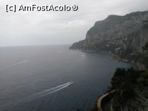 [P19] Marina Piccola văzută de la Belvedere di Tragara » foto by crismis
 - 
<span class="allrVoted glyphicon glyphicon-heart hidden" id="av963855"></span>
<a class="m-l-10 hidden" id="sv963855" onclick="voting_Foto_DelVot(,963855,3887)" role="button">șterge vot <span class="glyphicon glyphicon-remove"></span></a>
<a id="v9963855" class=" c-red"  onclick="voting_Foto_SetVot(963855)" role="button"><span class="glyphicon glyphicon-heart-empty"></span> <b>LIKE</b> = Votează poza</a> <img class="hidden"  id="f963855W9" src="/imagini/loader.gif" border="0" /><span class="AjErrMes hidden" id="e963855ErM"></span>