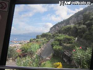 [P34] Imagine din funicular. Soseaua care urca spre Capri » foto by bica adriana
 - 
<span class="allrVoted glyphicon glyphicon-heart hidden" id="av694297"></span>
<a class="m-l-10 hidden" id="sv694297" onclick="voting_Foto_DelVot(,694297,3887)" role="button">șterge vot <span class="glyphicon glyphicon-remove"></span></a>
<a id="v9694297" class=" c-red"  onclick="voting_Foto_SetVot(694297)" role="button"><span class="glyphicon glyphicon-heart-empty"></span> <b>LIKE</b> = Votează poza</a> <img class="hidden"  id="f694297W9" src="/imagini/loader.gif" border="0" /><span class="AjErrMes hidden" id="e694297ErM"></span>