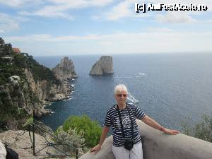 [P57] Vedere spre stancile Faraglioni (din Giardini Augusto_)  » foto by bica adriana
 - 
<span class="allrVoted glyphicon glyphicon-heart hidden" id="av694323"></span>
<a class="m-l-10 hidden" id="sv694323" onclick="voting_Foto_DelVot(,694323,3887)" role="button">șterge vot <span class="glyphicon glyphicon-remove"></span></a>
<a id="v9694323" class=" c-red"  onclick="voting_Foto_SetVot(694323)" role="button"><span class="glyphicon glyphicon-heart-empty"></span> <b>LIKE</b> = Votează poza</a> <img class="hidden"  id="f694323W9" src="/imagini/loader.gif" border="0" /><span class="AjErrMes hidden" id="e694323ErM"></span>