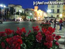 [P52] Sorrento by night » foto by claudiu 71
 - 
<span class="allrVoted glyphicon glyphicon-heart hidden" id="av490221"></span>
<a class="m-l-10 hidden" id="sv490221" onclick="voting_Foto_DelVot(,490221,3887)" role="button">șterge vot <span class="glyphicon glyphicon-remove"></span></a>
<a id="v9490221" class=" c-red"  onclick="voting_Foto_SetVot(490221)" role="button"><span class="glyphicon glyphicon-heart-empty"></span> <b>LIKE</b> = Votează poza</a> <img class="hidden"  id="f490221W9" src="/imagini/loader.gif" border="0" /><span class="AjErrMes hidden" id="e490221ErM"></span>