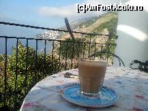 [P58] O tazze e cafe pentru web si pentru toti prietenii de pe Costiera Amalfitana. 
Parca in RAI se numea aghiasma :))  » foto by claudiu 71
 - 
<span class="allrVoted glyphicon glyphicon-heart hidden" id="av490366"></span>
<a class="m-l-10 hidden" id="sv490366" onclick="voting_Foto_DelVot(,490366,3887)" role="button">șterge vot <span class="glyphicon glyphicon-remove"></span></a>
<a id="v9490366" class=" c-red"  onclick="voting_Foto_SetVot(490366)" role="button"><span class="glyphicon glyphicon-heart-empty"></span> <b>LIKE</b> = Votează poza</a> <img class="hidden"  id="f490366W9" src="/imagini/loader.gif" border="0" /><span class="AjErrMes hidden" id="e490366ErM"></span>