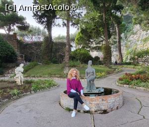 [P25] <strong>Giardini di Augusto,</strong> parcul nu foarte mare, organizat pe mai multe terase, decorat cu statui si flori multicolore. » foto by geani anto
 - 
<span class="allrVoted glyphicon glyphicon-heart hidden" id="av1409905"></span>
<a class="m-l-10 hidden" id="sv1409905" onclick="voting_Foto_DelVot(,1409905,3887)" role="button">șterge vot <span class="glyphicon glyphicon-remove"></span></a>
<a id="v91409905" class=" c-red"  onclick="voting_Foto_SetVot(1409905)" role="button"><span class="glyphicon glyphicon-heart-empty"></span> <b>LIKE</b> = Votează poza</a> <img class="hidden"  id="f1409905W9" src="/imagini/loader.gif" border="0" /><span class="AjErrMes hidden" id="e1409905ErM"></span>