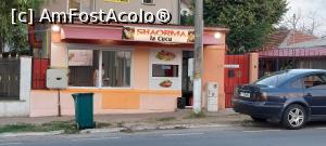 [P51] 51. &bdquo;Shaorma la Cucu&rdquo; &icirc;n locul plăcintăriei. » foto by msnd
 - 
<span class="allrVoted glyphicon glyphicon-heart hidden" id="av1323065"></span>
<a class="m-l-10 hidden" id="sv1323065" onclick="voting_Foto_DelVot(,1323065,3890)" role="button">șterge vot <span class="glyphicon glyphicon-remove"></span></a>
<a id="v91323065" class=" c-red"  onclick="voting_Foto_SetVot(1323065)" role="button"><span class="glyphicon glyphicon-heart-empty"></span> <b>LIKE</b> = Votează poza</a> <img class="hidden"  id="f1323065W9" src="/imagini/loader.gif" border="0" /><span class="AjErrMes hidden" id="e1323065ErM"></span>
