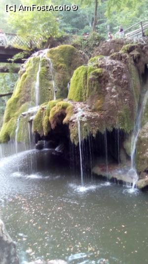 [P01] cascada Bigăr » foto by steli68
 - 
<span class="allrVoted glyphicon glyphicon-heart hidden" id="av1063041"></span>
<a class="m-l-10 hidden" id="sv1063041" onclick="voting_Foto_DelVot(,1063041,3894)" role="button">șterge vot <span class="glyphicon glyphicon-remove"></span></a>
<a id="v91063041" class=" c-red"  onclick="voting_Foto_SetVot(1063041)" role="button"><span class="glyphicon glyphicon-heart-empty"></span> <b>LIKE</b> = Votează poza</a> <img class="hidden"  id="f1063041W9" src="/imagini/loader.gif" border="0" /><span class="AjErrMes hidden" id="e1063041ErM"></span>