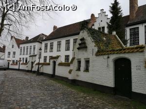 [P35] Căsuțe albe în beguinajul din Bruges » foto by crismis
 - 
<span class="allrVoted glyphicon glyphicon-heart hidden" id="av1064796"></span>
<a class="m-l-10 hidden" id="sv1064796" onclick="voting_Foto_DelVot(,1064796,3901)" role="button">șterge vot <span class="glyphicon glyphicon-remove"></span></a>
<a id="v91064796" class=" c-red"  onclick="voting_Foto_SetVot(1064796)" role="button"><span class="glyphicon glyphicon-heart-empty"></span> <b>LIKE</b> = Votează poza</a> <img class="hidden"  id="f1064796W9" src="/imagini/loader.gif" border="0" /><span class="AjErrMes hidden" id="e1064796ErM"></span>