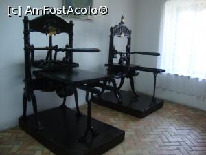 [P53] În acest muzeu sunt expuse două prese tipografice din metal (fabricate la Viena și Berlin, ambele din secolul al XIX-lea).  » foto by Floryn81
 - 
<span class="allrVoted glyphicon glyphicon-heart hidden" id="av764566"></span>
<a class="m-l-10 hidden" id="sv764566" onclick="voting_Foto_DelVot(,764566,3917)" role="button">șterge vot <span class="glyphicon glyphicon-remove"></span></a>
<a id="v9764566" class=" c-red"  onclick="voting_Foto_SetVot(764566)" role="button"><span class="glyphicon glyphicon-heart-empty"></span> <b>LIKE</b> = Votează poza</a> <img class="hidden"  id="f764566W9" src="/imagini/loader.gif" border="0" /><span class="AjErrMes hidden" id="e764566ErM"></span>