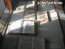 [P11] colectia de carti a muzeului » foto by cristi82d
 - 
<span class="allrVoted glyphicon glyphicon-heart hidden" id="av145407"></span>
<a class="m-l-10 hidden" id="sv145407" onclick="voting_Foto_DelVot(,145407,3917)" role="button">șterge vot <span class="glyphicon glyphicon-remove"></span></a>
<a id="v9145407" class=" c-red"  onclick="voting_Foto_SetVot(145407)" role="button"><span class="glyphicon glyphicon-heart-empty"></span> <b>LIKE</b> = Votează poza</a> <img class="hidden"  id="f145407W9" src="/imagini/loader.gif" border="0" /><span class="AjErrMes hidden" id="e145407ErM"></span>