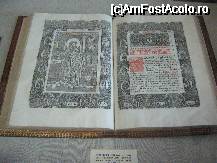 [P40x] una dintre cartile tiparite la manastire » foto by cristi82d
 - 
<span class="allrVoted glyphicon glyphicon-heart hidden" id="av27983"></span>
<a class="m-l-10 hidden" id="sv27983" onclick="voting_Foto_DelVot(,27983,3917)" role="button">șterge vot <span class="glyphicon glyphicon-remove"></span></a>
<a id="v927983" class=" c-red"  onclick="voting_Foto_SetVot(27983)" role="button"><span class="glyphicon glyphicon-heart-empty"></span> <b>LIKE</b> = Votează poza</a> <img class="hidden"  id="f27983W9" src="/imagini/loader.gif" border="0" /><span class="AjErrMes hidden" id="e27983ErM"></span>
