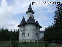 [P24] Manastirea Neamt - biserica din apropiere » foto by danoradea
 - 
<span class="allrVoted glyphicon glyphicon-heart hidden" id="av34816"></span>
<a class="m-l-10 hidden" id="sv34816" onclick="voting_Foto_DelVot(,34816,3917)" role="button">șterge vot <span class="glyphicon glyphicon-remove"></span></a>
<a id="v934816" class=" c-red"  onclick="voting_Foto_SetVot(34816)" role="button"><span class="glyphicon glyphicon-heart-empty"></span> <b>LIKE</b> = Votează poza</a> <img class="hidden"  id="f34816W9" src="/imagini/loader.gif" border="0" /><span class="AjErrMes hidden" id="e34816ErM"></span>