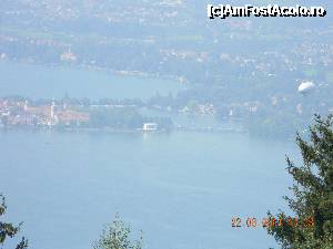 [P18] Bodensee - între Austria şi Germania / Se distinge podul rutier ce face legătura spre oraşul istoric Lindau.  » foto by doina_c24
 - 
<span class="allrVoted glyphicon glyphicon-heart hidden" id="av385565"></span>
<a class="m-l-10 hidden" id="sv385565" onclick="voting_Foto_DelVot(,385565,3920)" role="button">șterge vot <span class="glyphicon glyphicon-remove"></span></a>
<a id="v9385565" class=" c-red"  onclick="voting_Foto_SetVot(385565)" role="button"><span class="glyphicon glyphicon-heart-empty"></span> <b>LIKE</b> = Votează poza</a> <img class="hidden"  id="f385565W9" src="/imagini/loader.gif" border="0" /><span class="AjErrMes hidden" id="e385565ErM"></span>