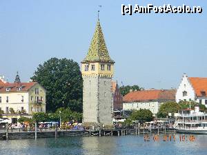 [P25] Bodensee - între Austria şi Germania / Mangturm - vechiul far ce stăjuieşte portul din timpuri medievale.  » foto by doina_c24
 - 
<span class="allrVoted glyphicon glyphicon-heart hidden" id="av385572"></span>
<a class="m-l-10 hidden" id="sv385572" onclick="voting_Foto_DelVot(,385572,3920)" role="button">șterge vot <span class="glyphicon glyphicon-remove"></span></a>
<a id="v9385572" class=" c-red"  onclick="voting_Foto_SetVot(385572)" role="button"><span class="glyphicon glyphicon-heart-empty"></span> <b>LIKE</b> = Votează poza</a> <img class="hidden"  id="f385572W9" src="/imagini/loader.gif" border="0" /><span class="AjErrMes hidden" id="e385572ErM"></span>