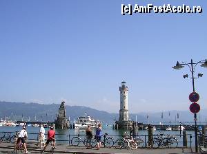 [P26] Bodensee - între Austria şi Germania / Intrarea în port.  » foto by doina_c24
 - 
<span class="allrVoted glyphicon glyphicon-heart hidden" id="av385573"></span>
<a class="m-l-10 hidden" id="sv385573" onclick="voting_Foto_DelVot(,385573,3920)" role="button">șterge vot <span class="glyphicon glyphicon-remove"></span></a>
<a id="v9385573" class=" c-red"  onclick="voting_Foto_SetVot(385573)" role="button"><span class="glyphicon glyphicon-heart-empty"></span> <b>LIKE</b> = Votează poza</a> <img class="hidden"  id="f385573W9" src="/imagini/loader.gif" border="0" /><span class="AjErrMes hidden" id="e385573ErM"></span>